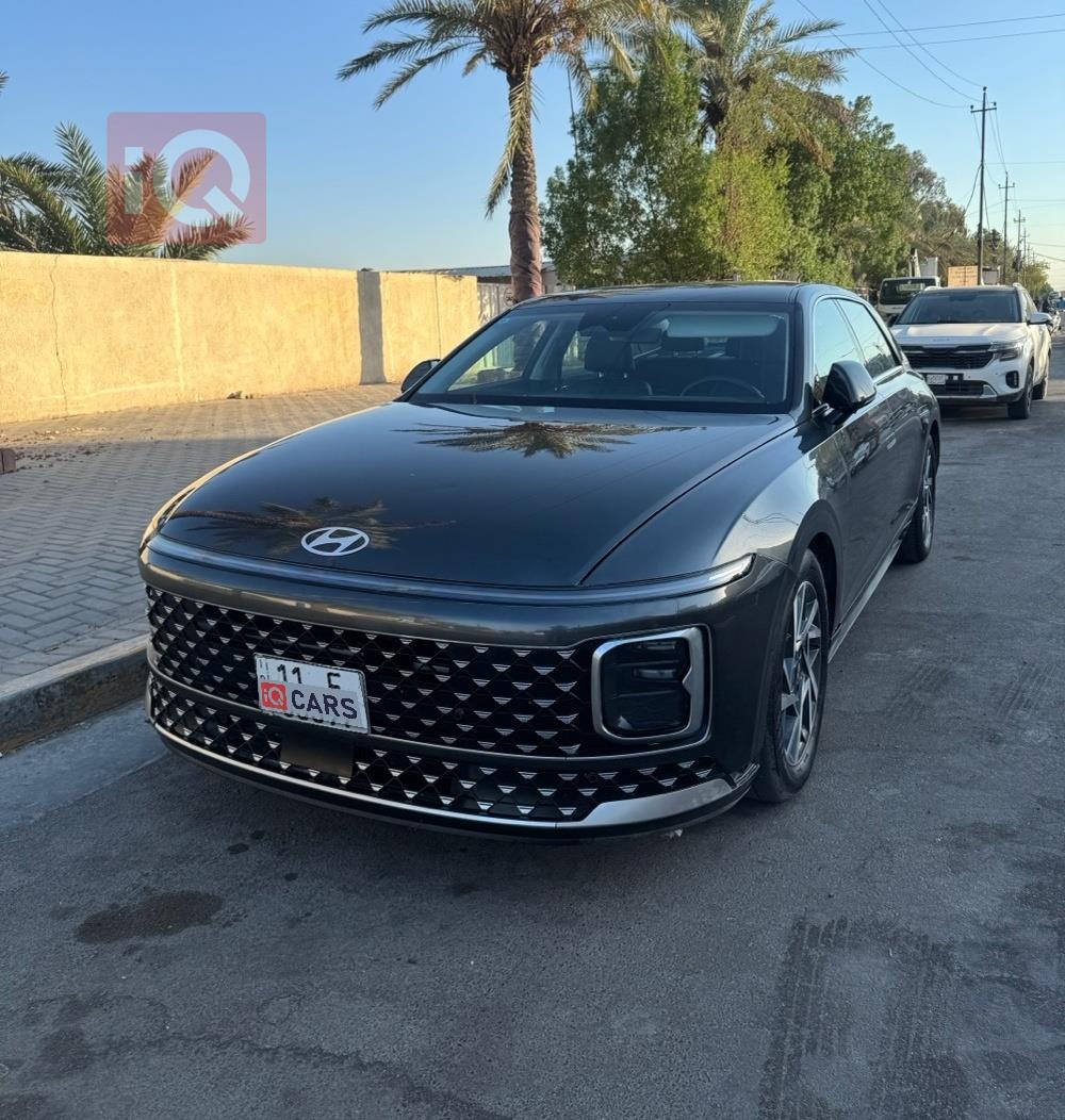 هيونداي أزيرا